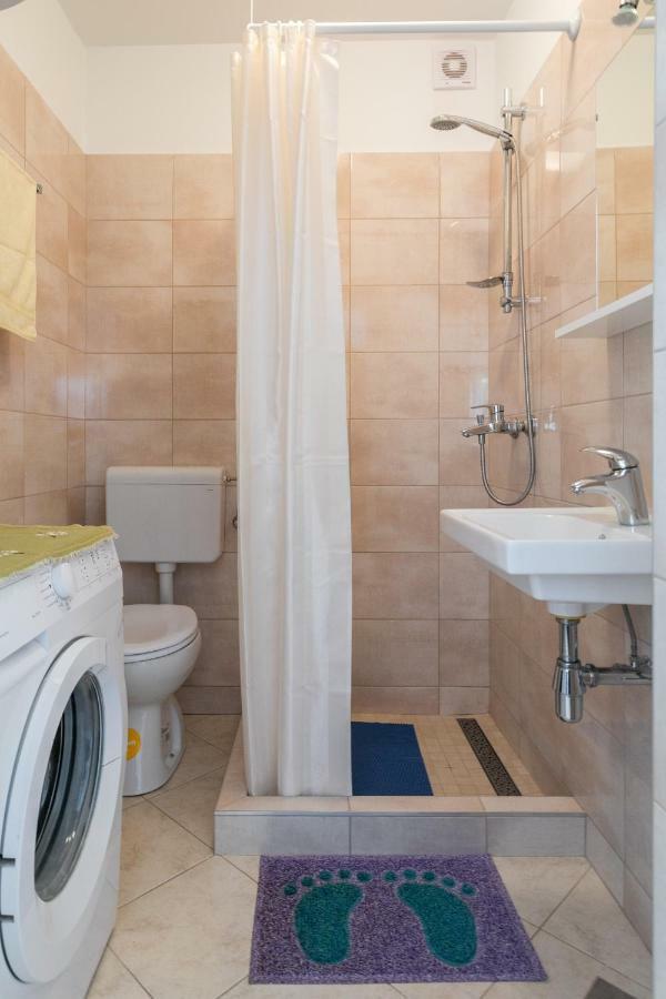 Mini Apartment Petra - Rooms Purple & Green With Kitchen And Garden Дубровник Экстерьер фото